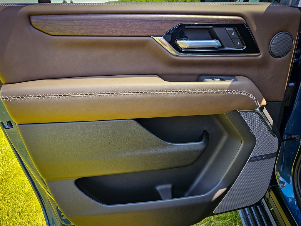 New 2026 GMC Yukon XL Denali Ultimate AWD/4WD image 37