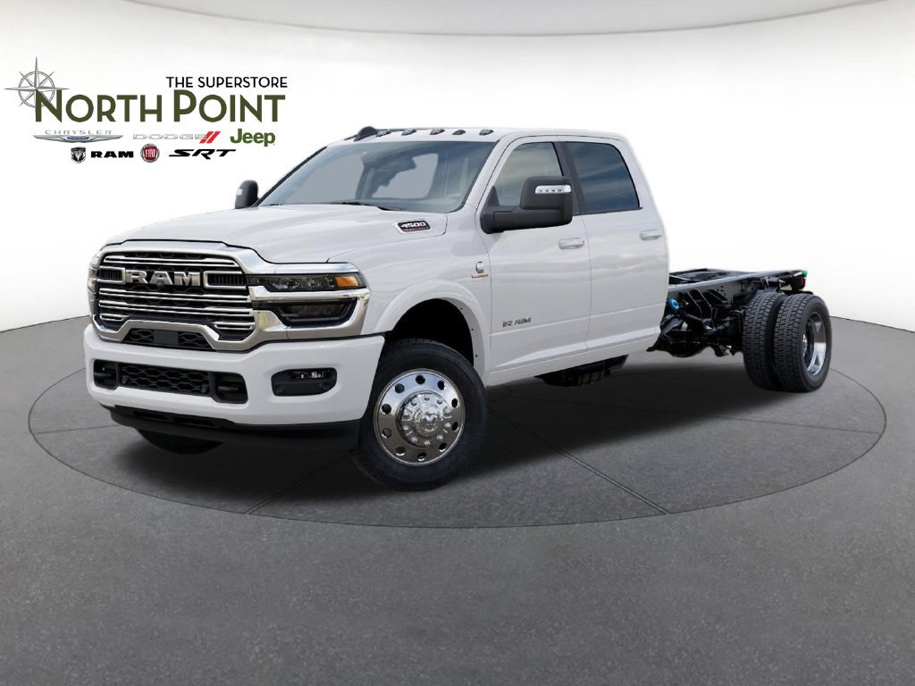 New 2027 RAM 4500 4x4 Crew Cab DRW w/ Laramie Trim Package