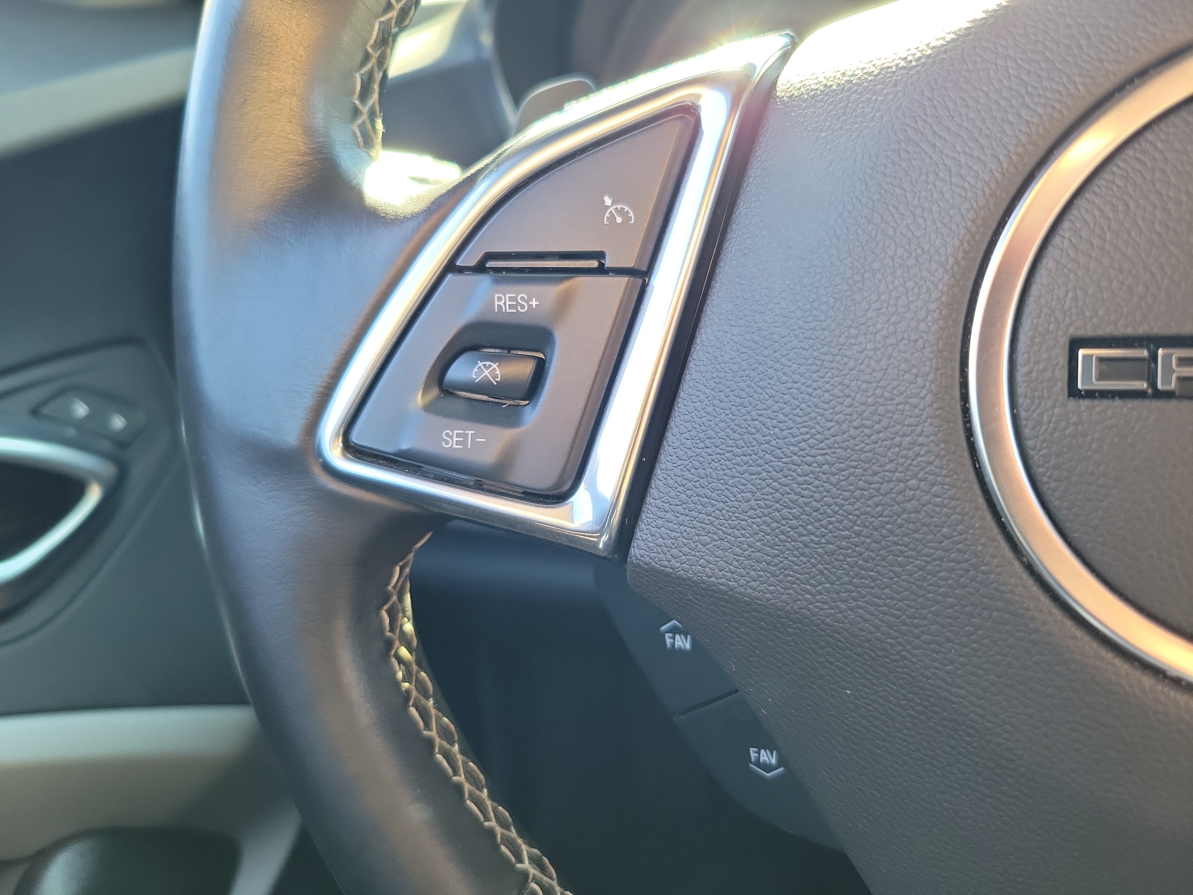 Used 2024 Chevrolet Camaro LT w/ Technology Package RWD image 17