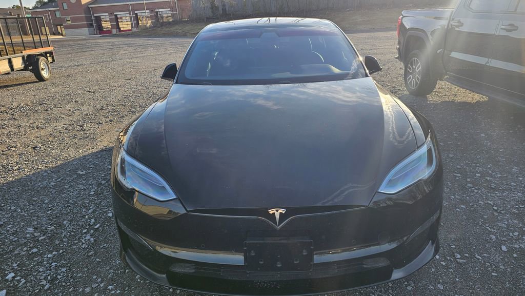 Used 2022 Tesla Model S image 3