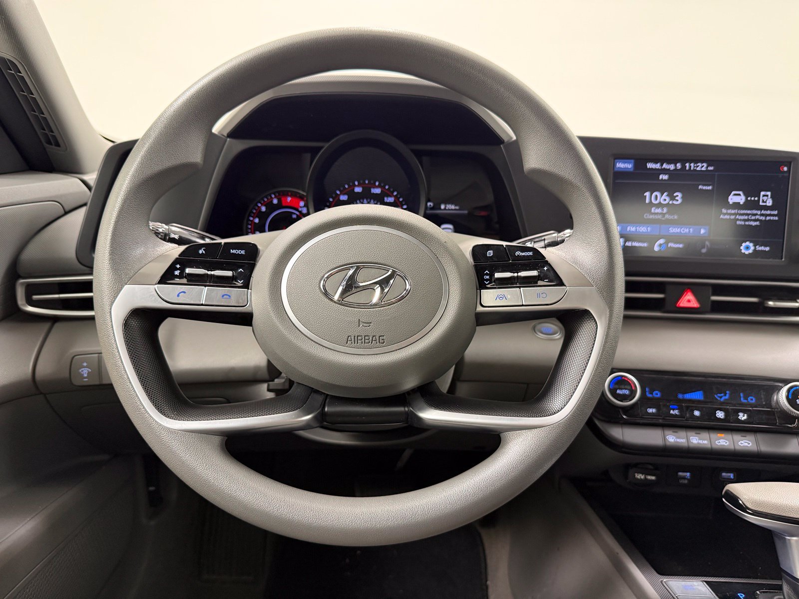 Used 2021 Hyundai Elantra SEL FWD image 16