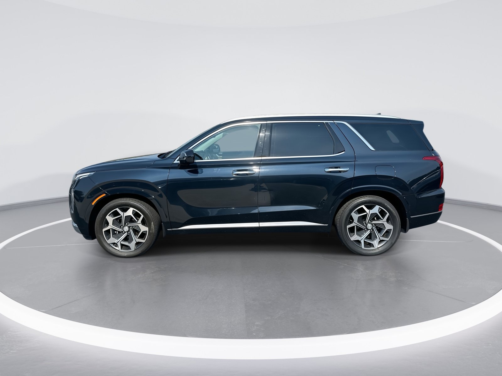 Used 2021 Hyundai Palisade Calligraphy w/ Cargo Package AWD/4WD image 6