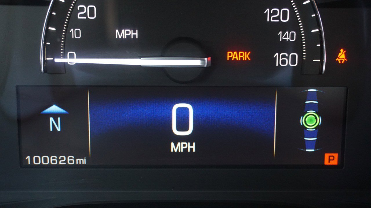 Used 2018 Cadillac XT5 Luxury w/ Driver Awareness Package image 15