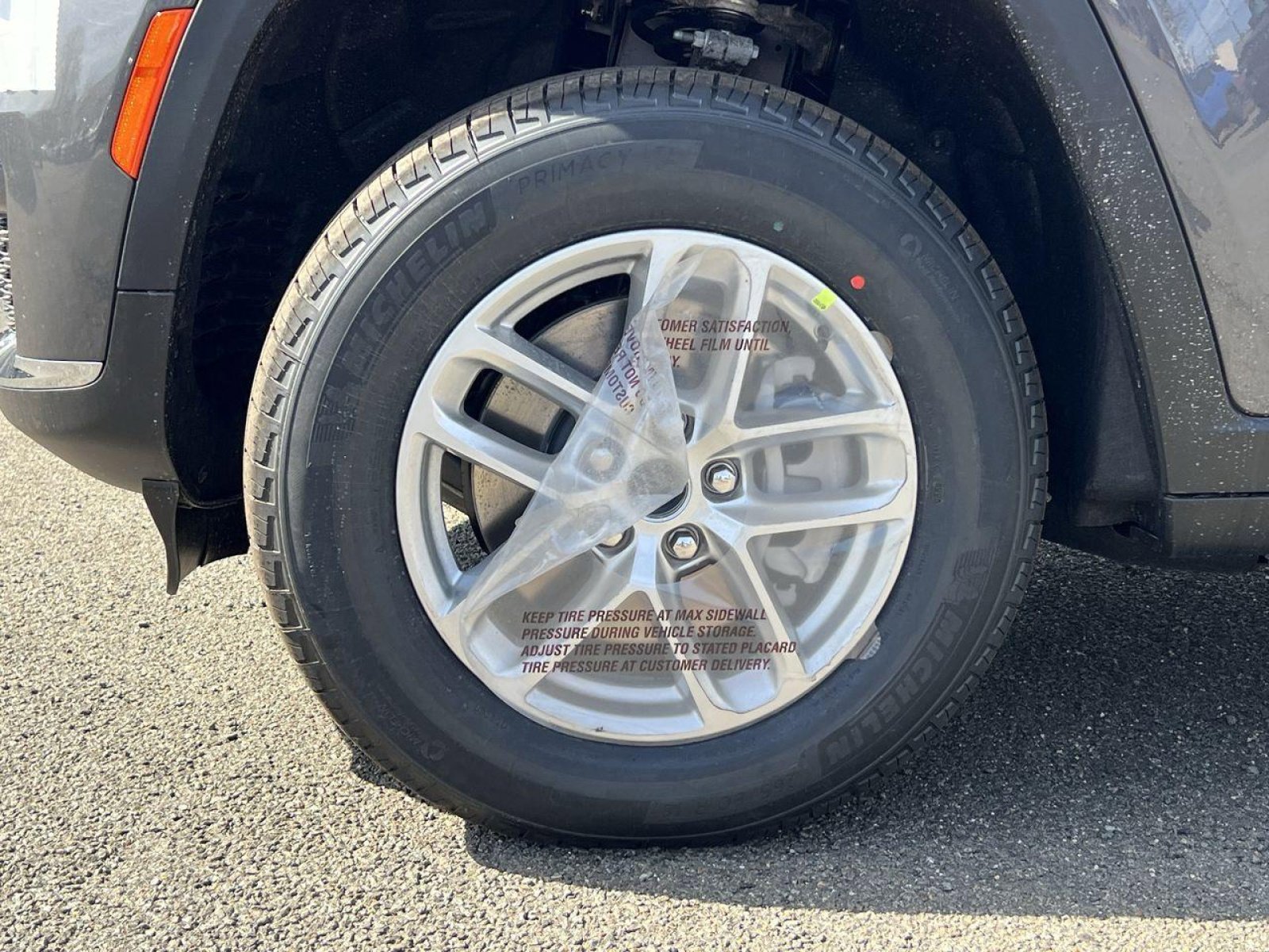 New 2025 Jeep Grand Cherokee L Laredo w/ Luxury Tech Group I image 5