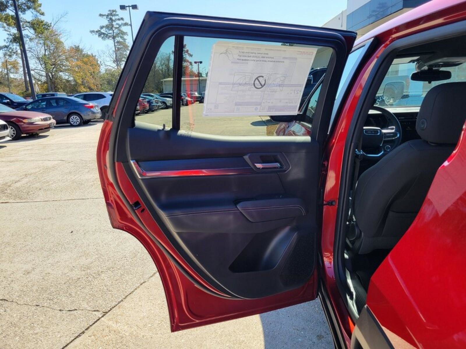 New 2026 GMC Terrain Elevation FWD image 25
