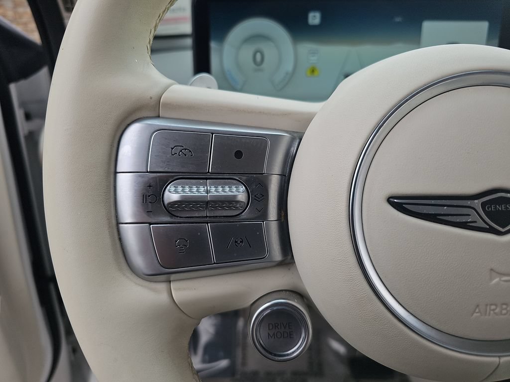 Used 2023 Genesis GV60 Performance AWD/4WD image 18