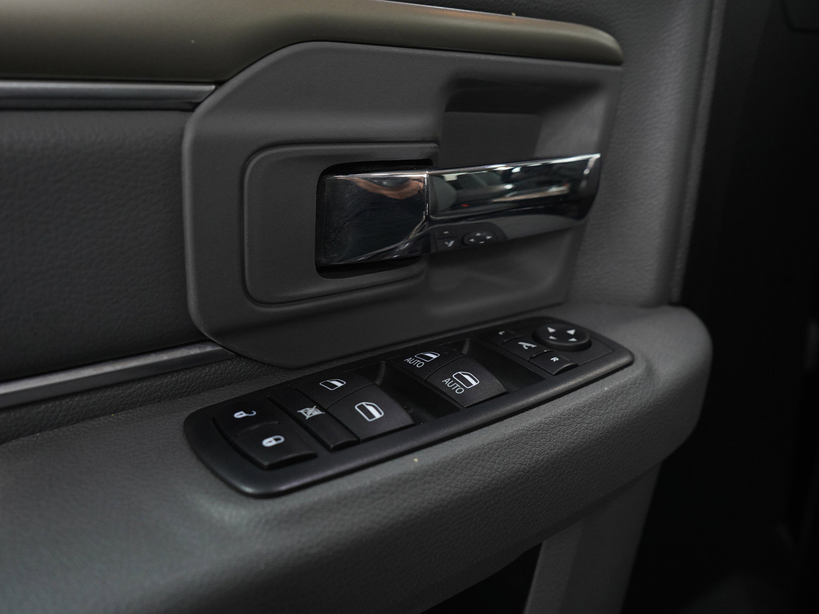 Used 2020 RAM 1500 Classic Warlock AWD/4WD image 20