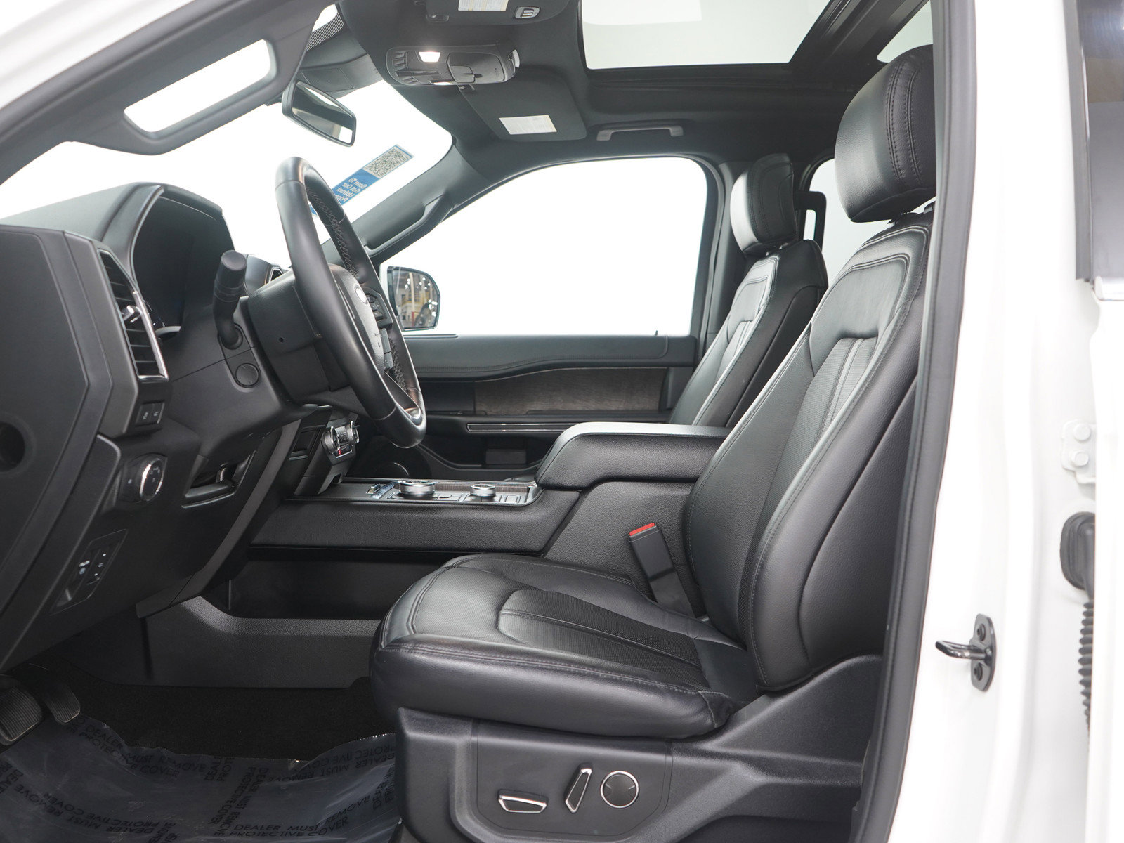 Used 2020 Ford Expedition Limited image 22