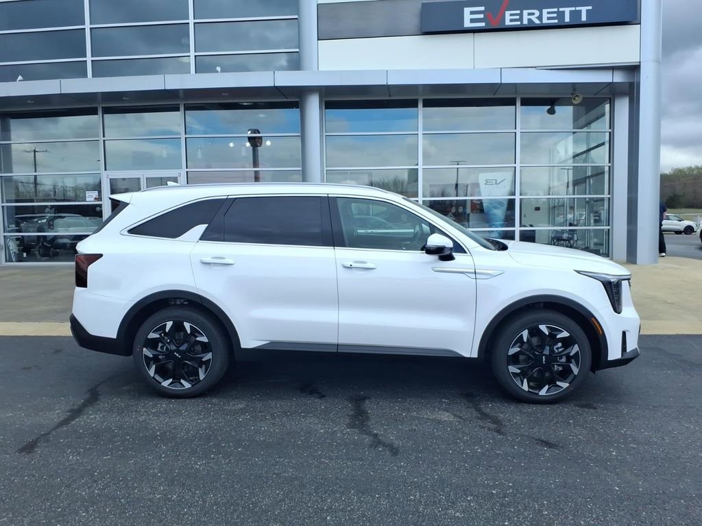 New 2026 Kia Sorento EX FWD image 2