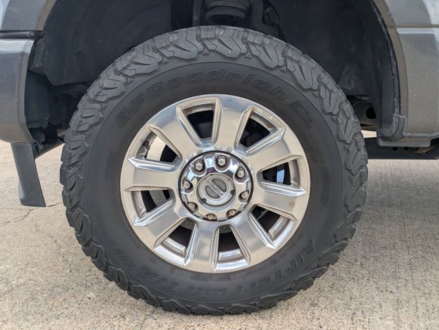 Used 2020 Ford F250 Platinum w/ FX4 Off-Road Package AWD/4WD image 18