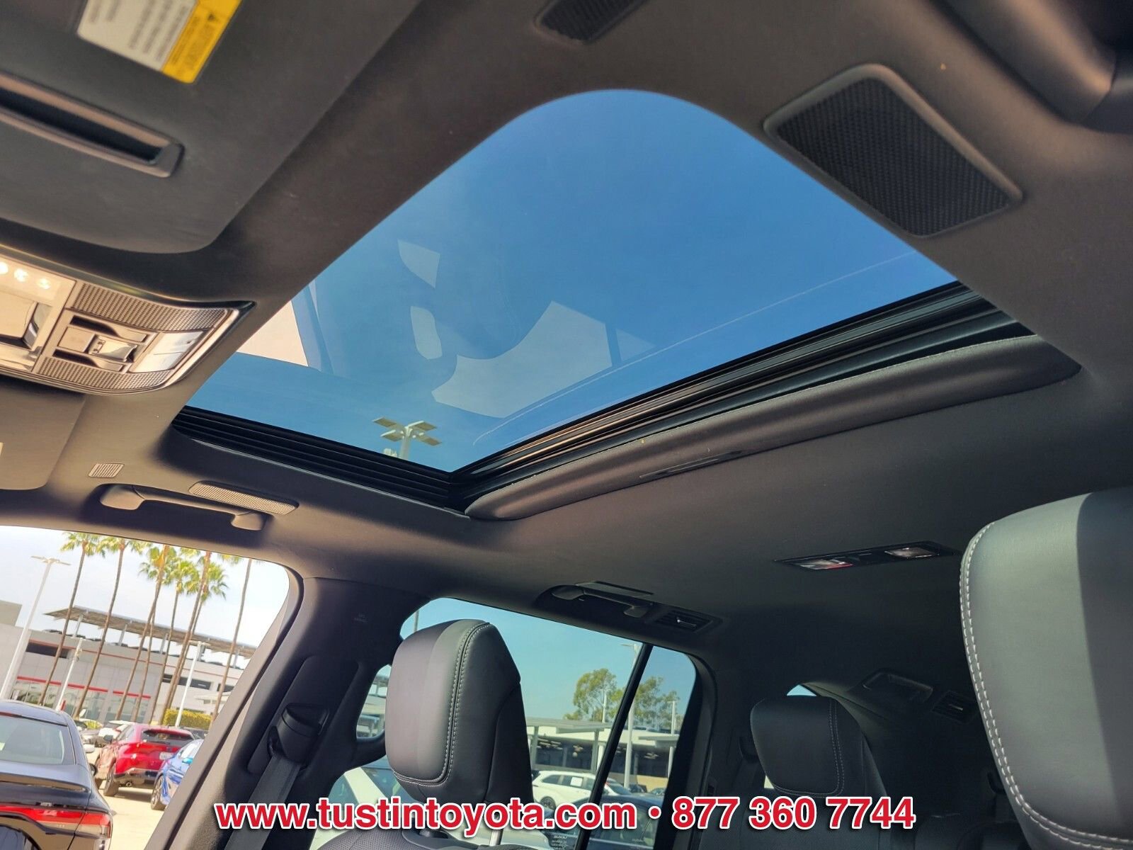 Used 2024 Lexus LX 600 600 Premium w/ Interior Upgrade Package image 17