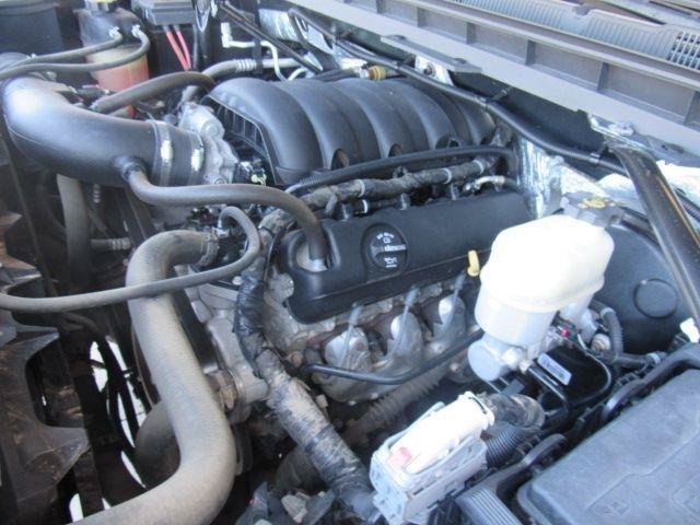 Used 2018 Chevrolet Silverado 1500 LT AWD/4WD image 41
