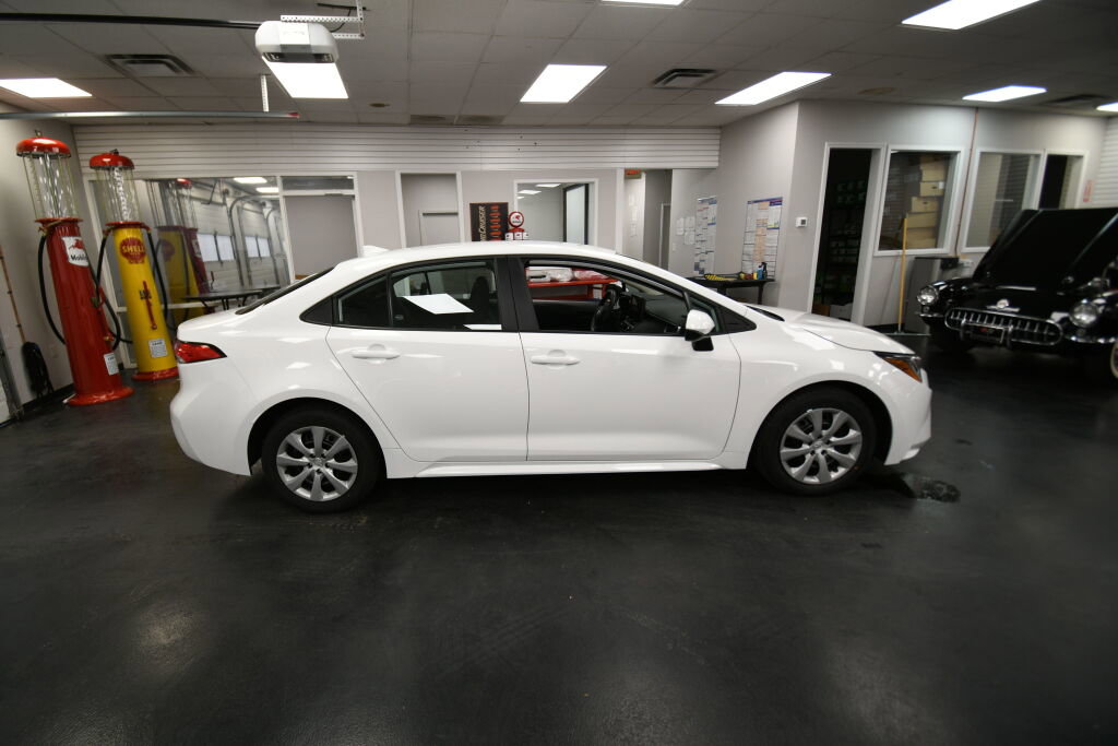 Certified 2024 Toyota Corolla LE image 8