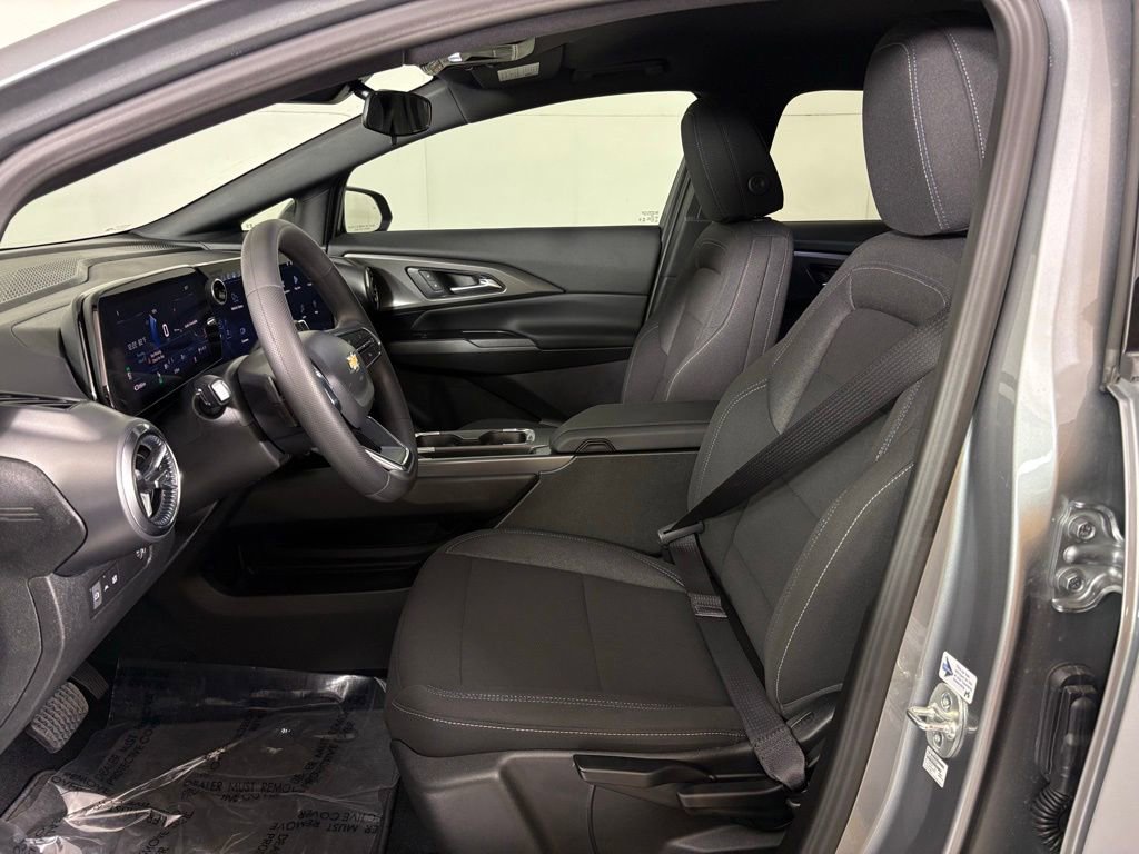 Used 2026 Chevrolet Equinox EV LT image 20