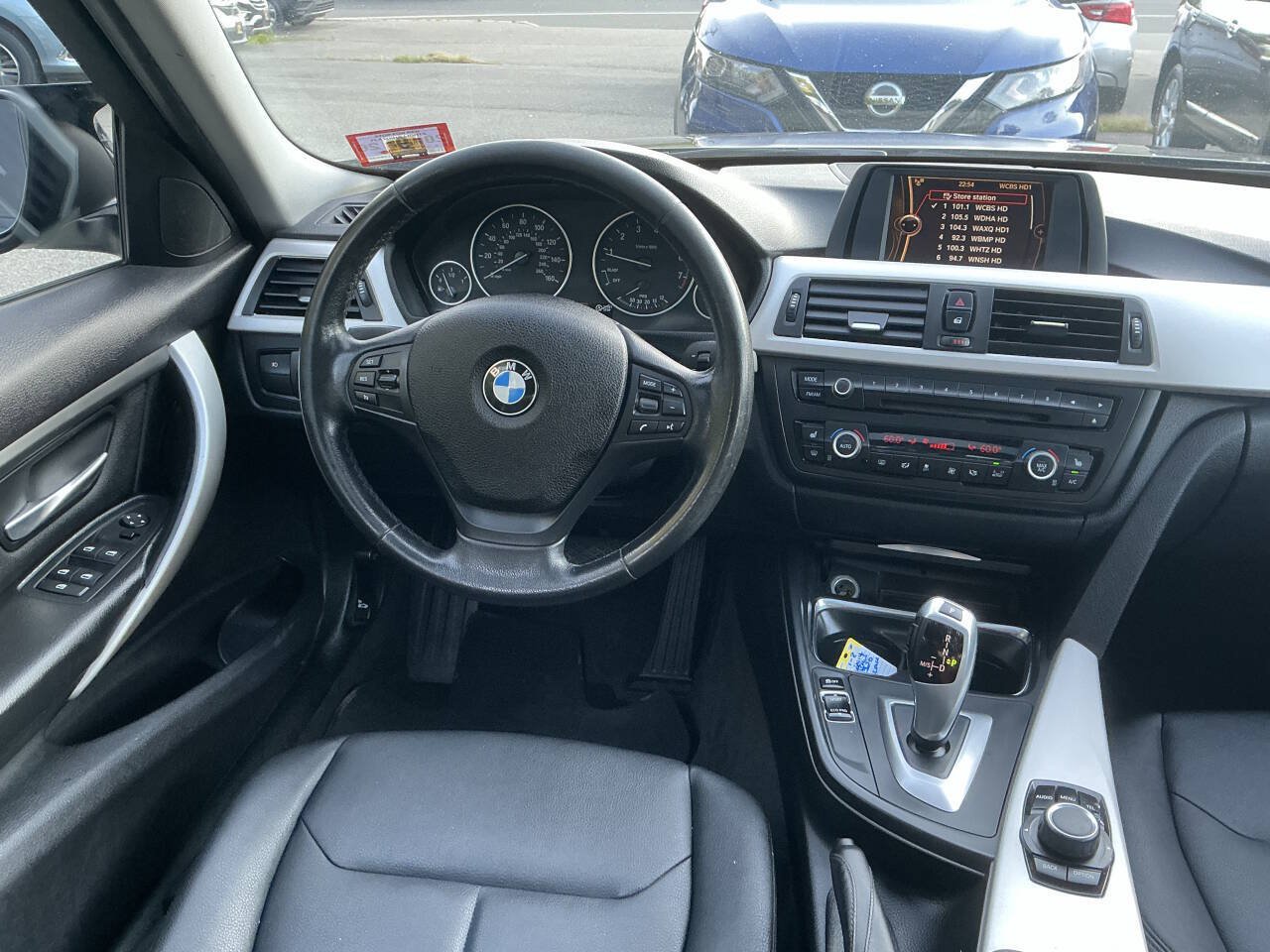 Used 2014 BMW 320i xDrive Sedan AWD/4WD image 17