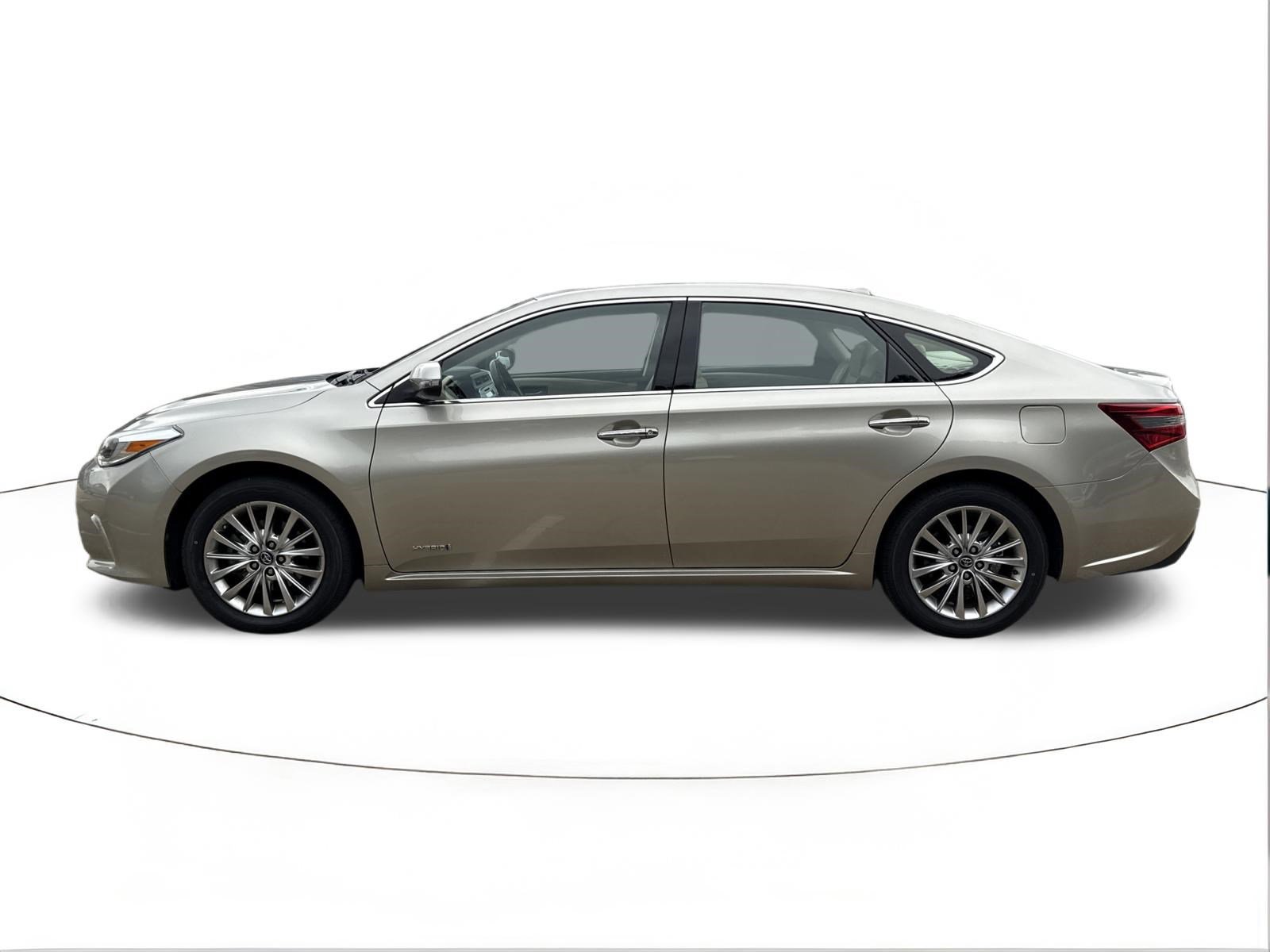 Used 2018 Toyota Avalon Limited w/ All Weather Liner Package FWD image 6