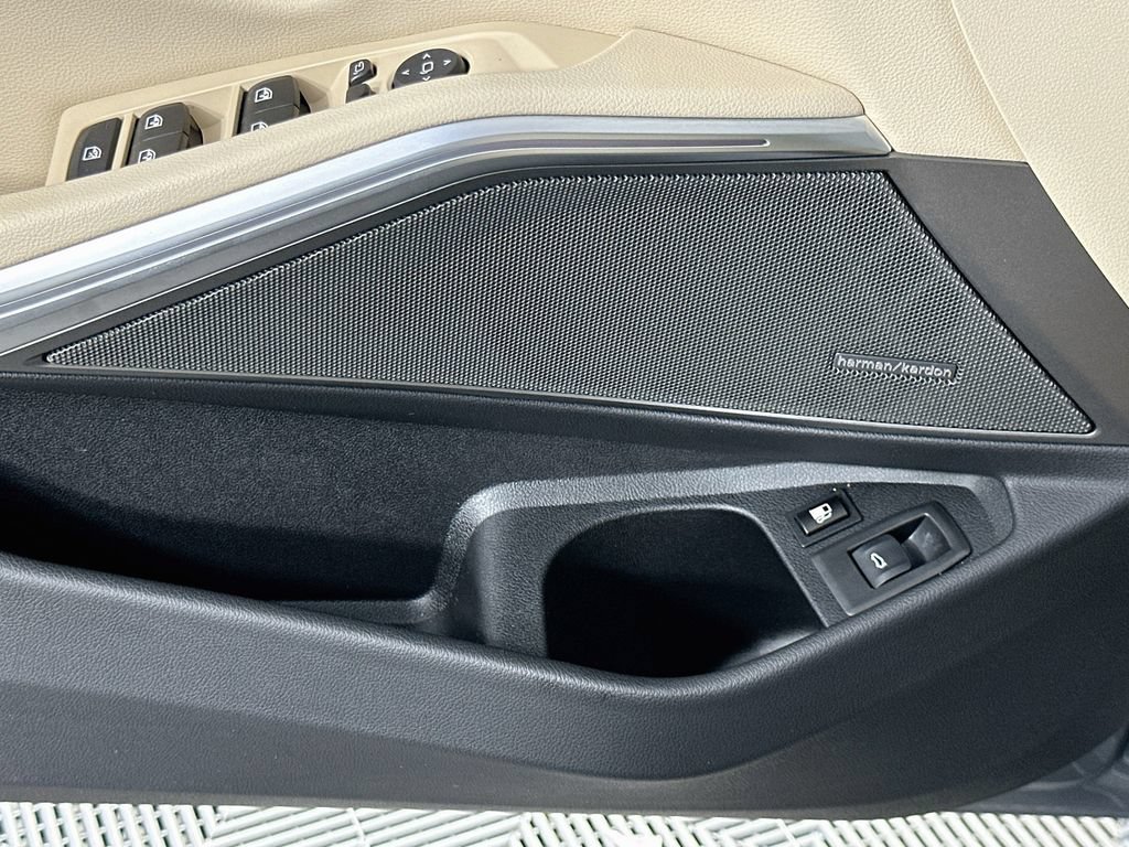 Certified 2024 BMW 330e w/ Premium Package RWD image 19