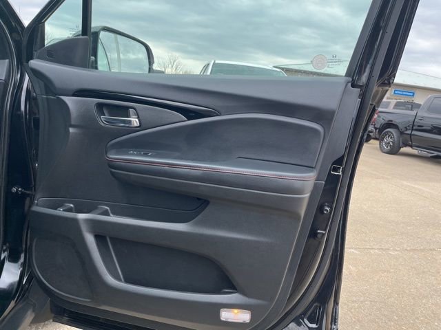 Used 2022 Honda Pilot Black Edition image 17