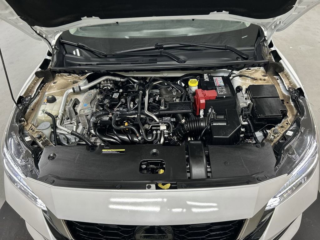 Used 2023 Nissan Sentra SR w/ SR Premium Package FWD image 24