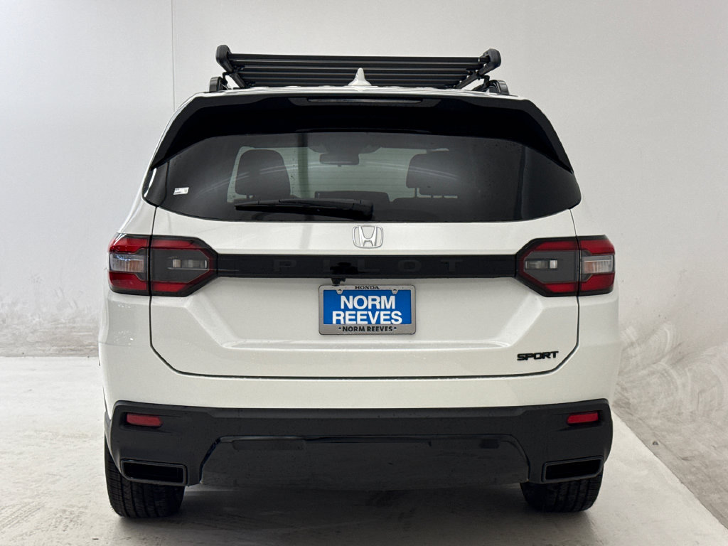 New 2026 Honda Pilot Sport image 8