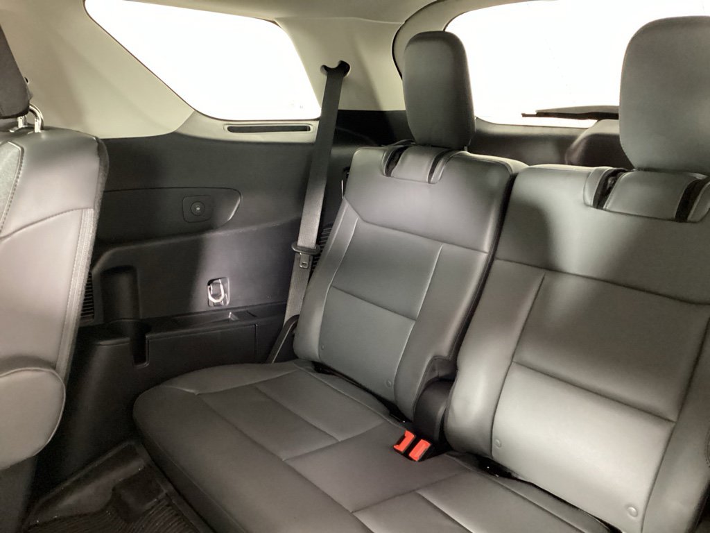 Used 2025 Ford Explorer Active w/ Active Comfort Package image 14