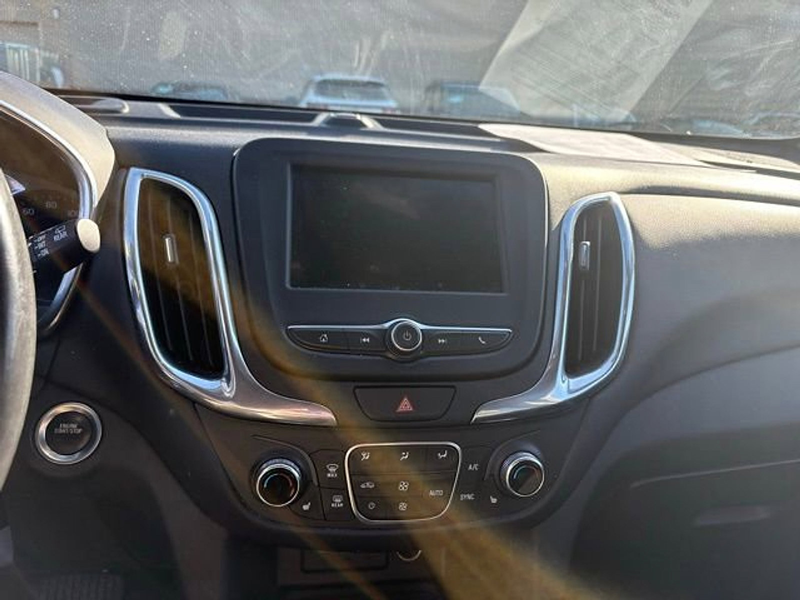 Used 2020 Chevrolet Equinox LT AWD/4WD image 8