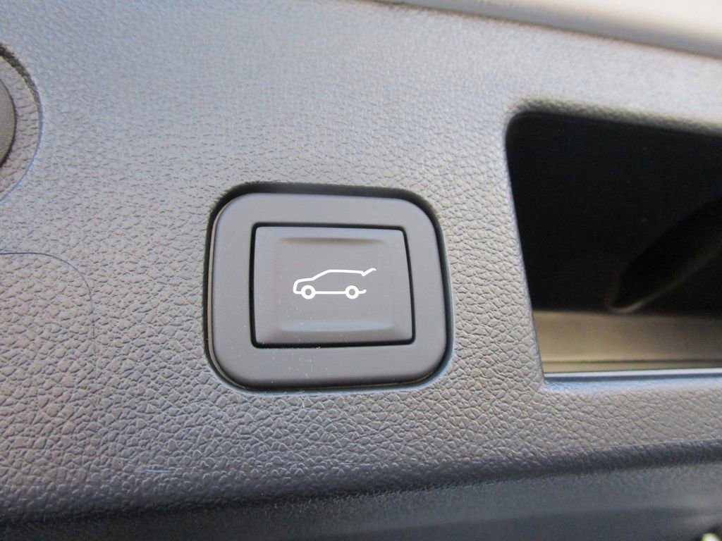 New 2026 Chevrolet Equinox ACTIV w/ Convenience Package III image 14