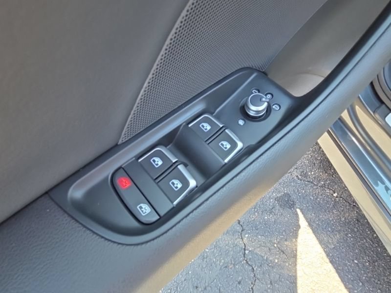 Used 2020 Audi S3 Premium AWD/4WD image 21
