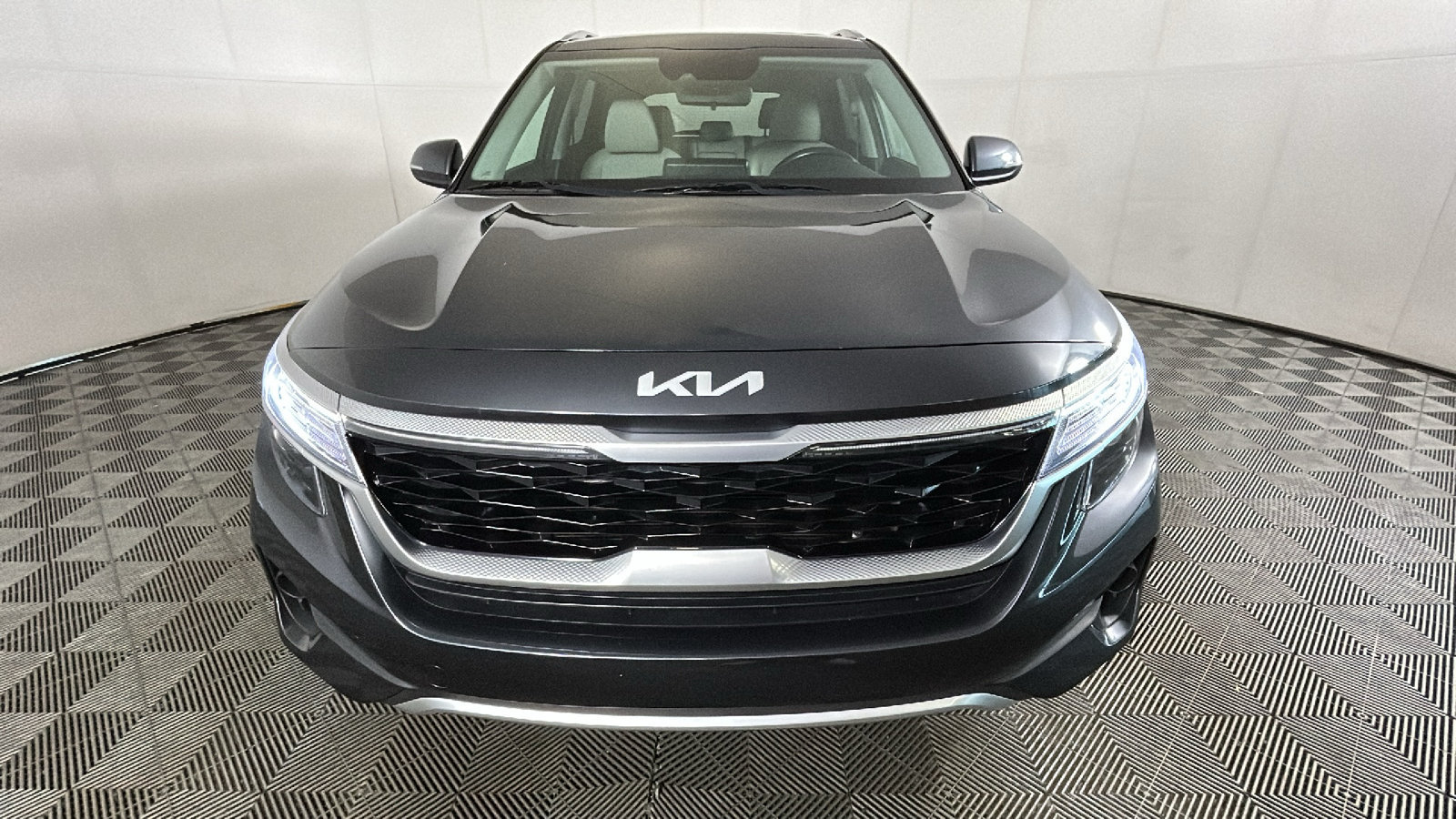 Used 2022 Kia Seltos EX AWD/4WD image 8