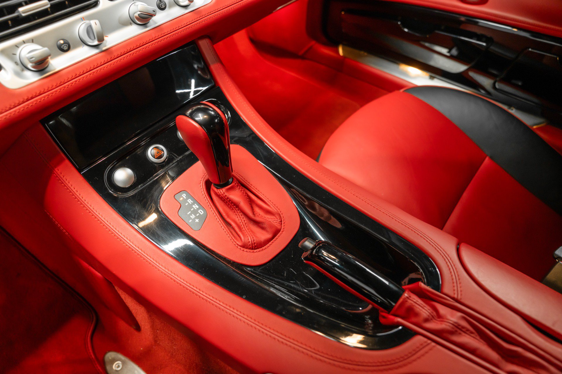 Used 2003 BMW Z8 RWD image 16