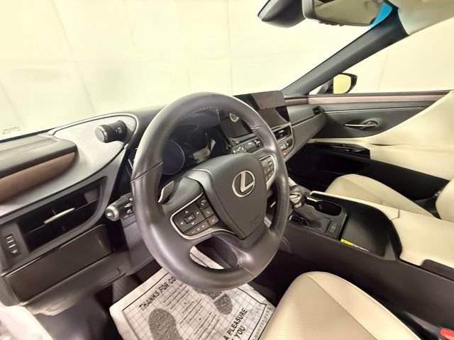 Certified 2024 Lexus ES 350 w/ Premium Package FWD image 17