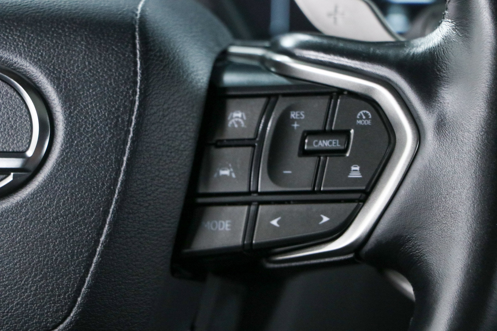 Used 2024 Lexus GX 550 w/ Accessory Package (Z1) AWD/4WD image 15