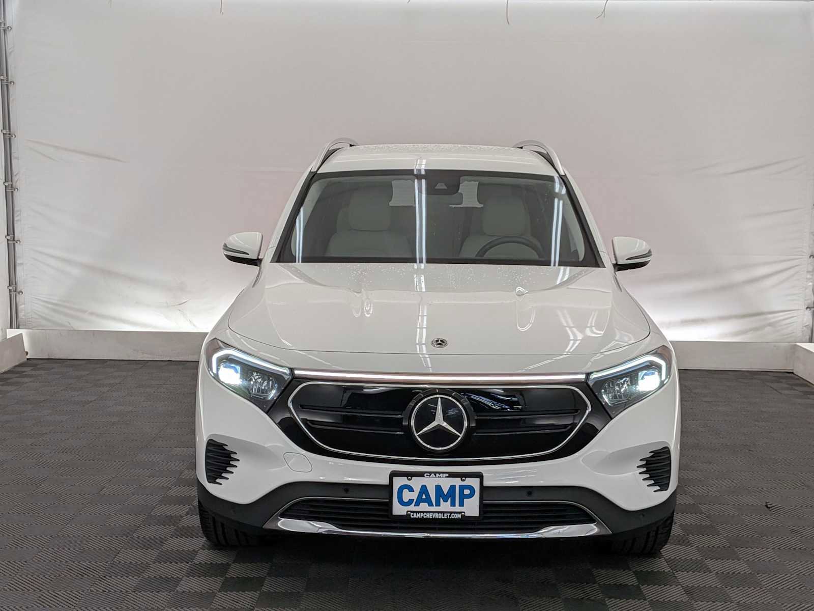 Used 2022 Mercedes-Benz EQB 300 4MATIC image 9