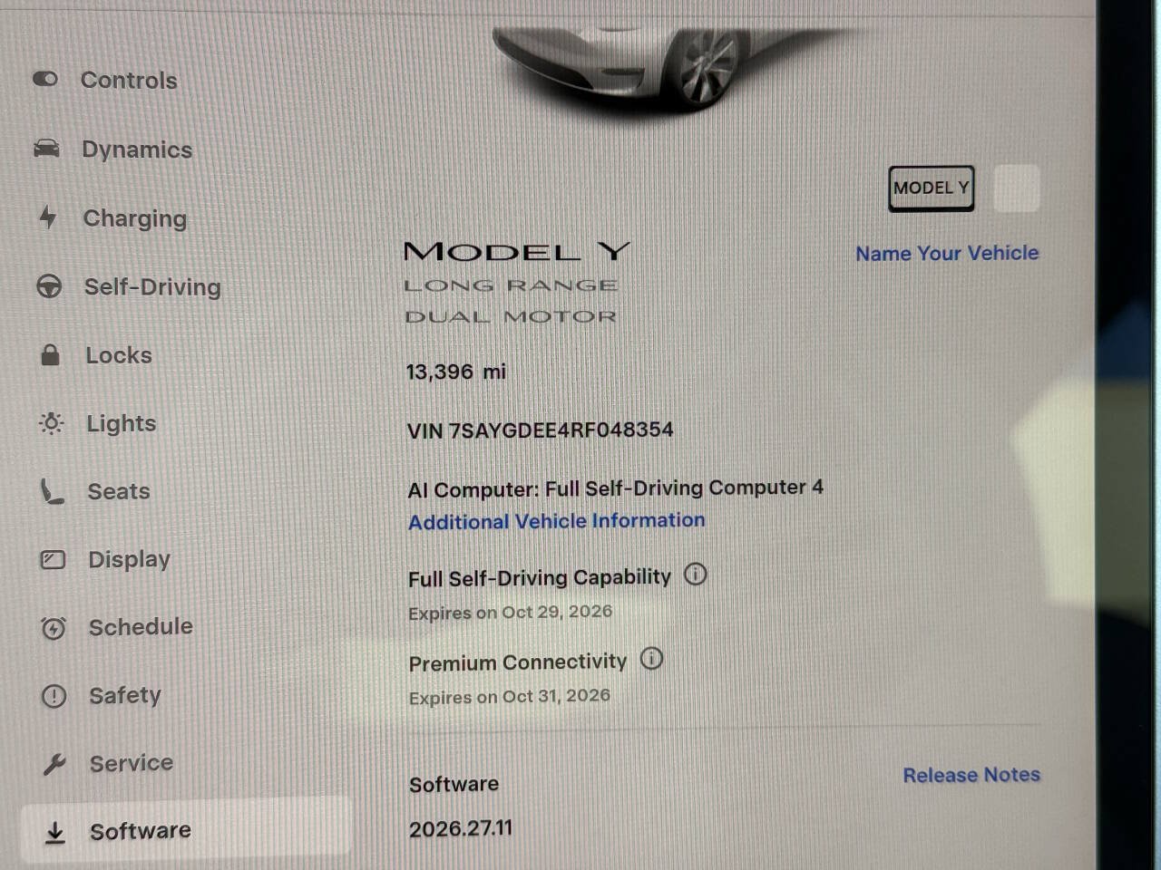 Used 2024 Tesla Model Y Long Range AWD/4WD image 10