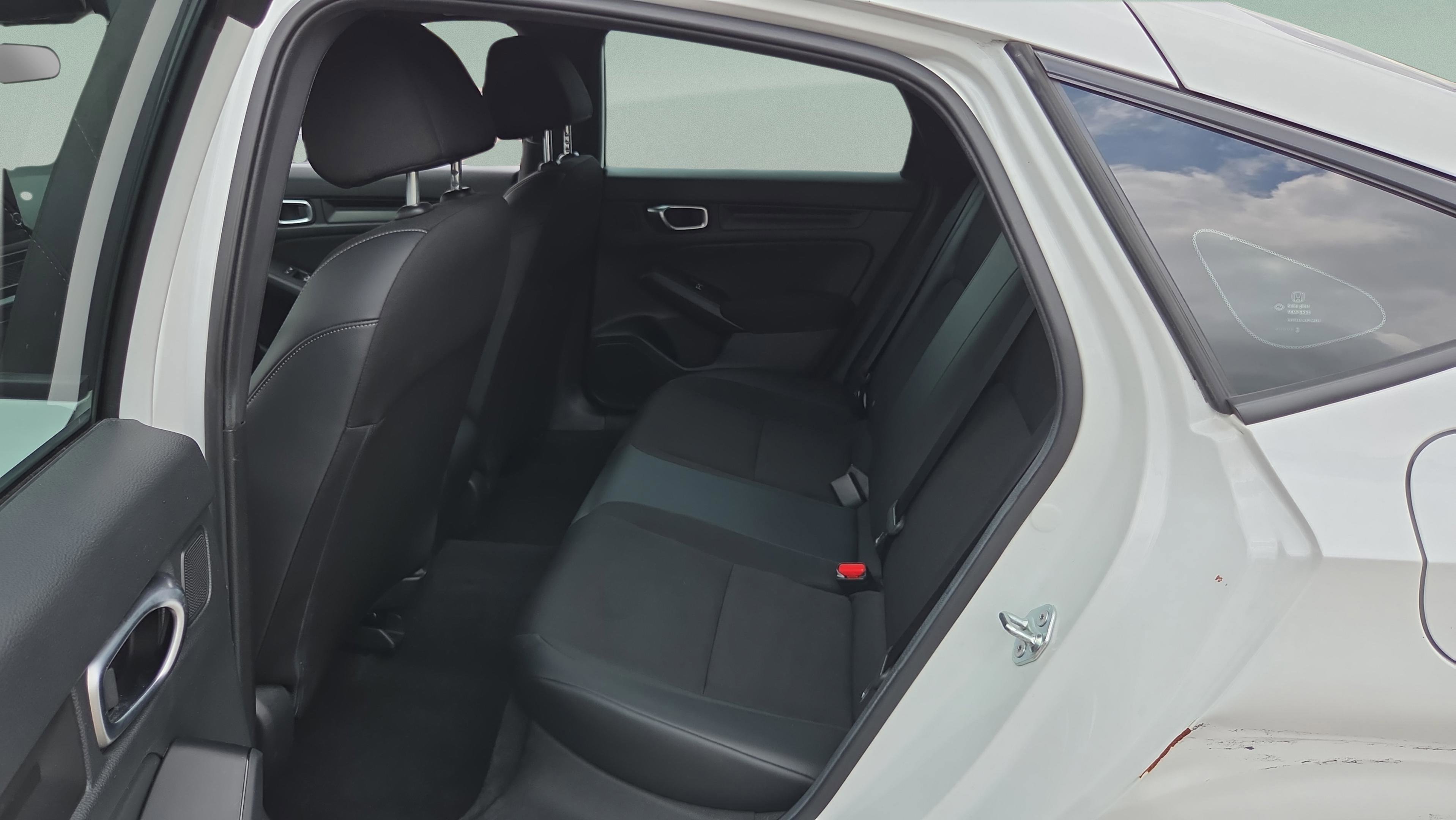 Used 2023 Honda Civic Sport image 8