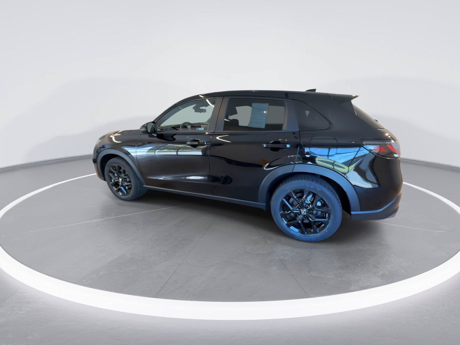Used 2024 Honda HR-V Sport image 6