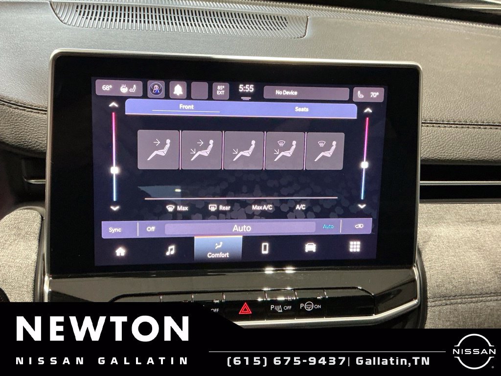 Used 2023 Jeep Compass Latitude w/ Convenience Group AWD/4WD image 16