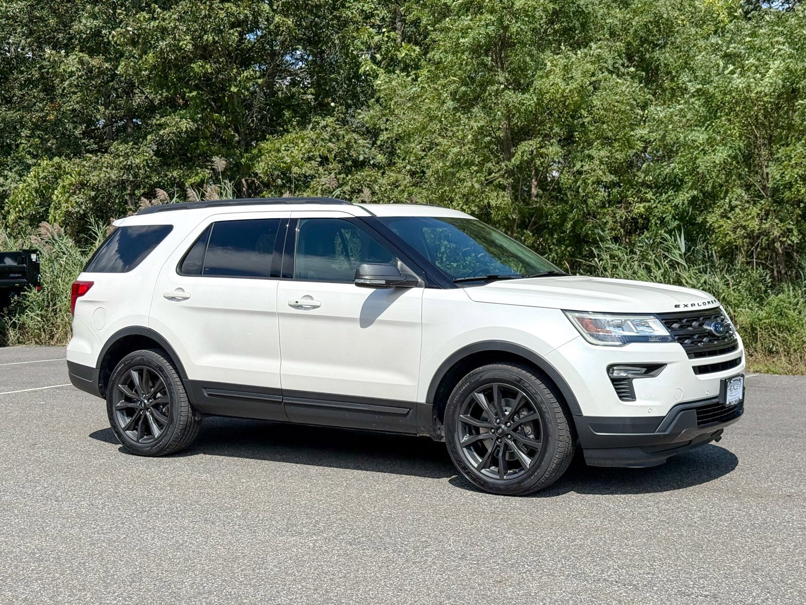 Certified 2018 Ford Explorer XLT w/ Equipment Group 202A