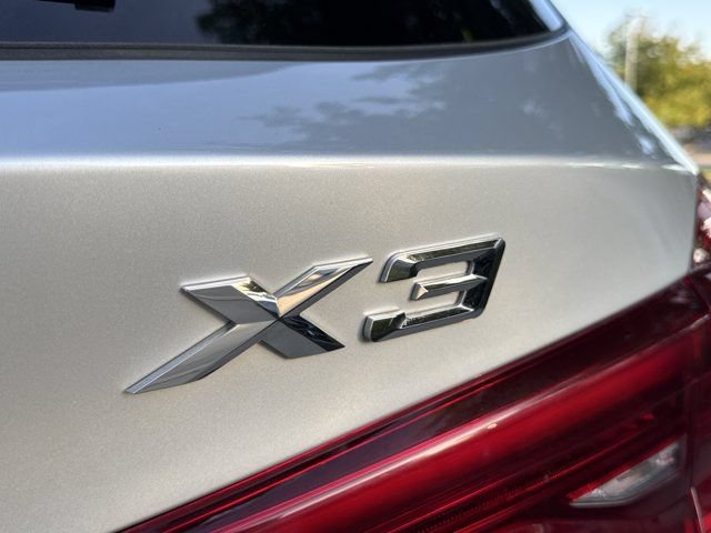 Used 2018 BMW X3 xDrive30i AWD/4WD image 7