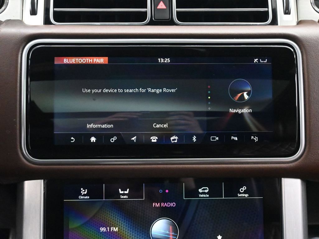 Used 2019 Land Rover Range Rover LWB SV Autobiography image 35