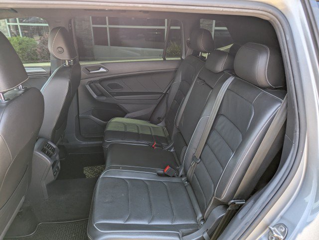 Used 2021 Volkswagen Tiguan SEL Premium R-Line AWD/4WD image 26