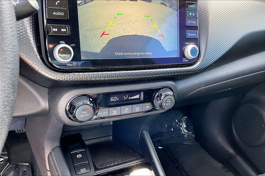 Used 2022 Nissan Kicks SV FWD image 16