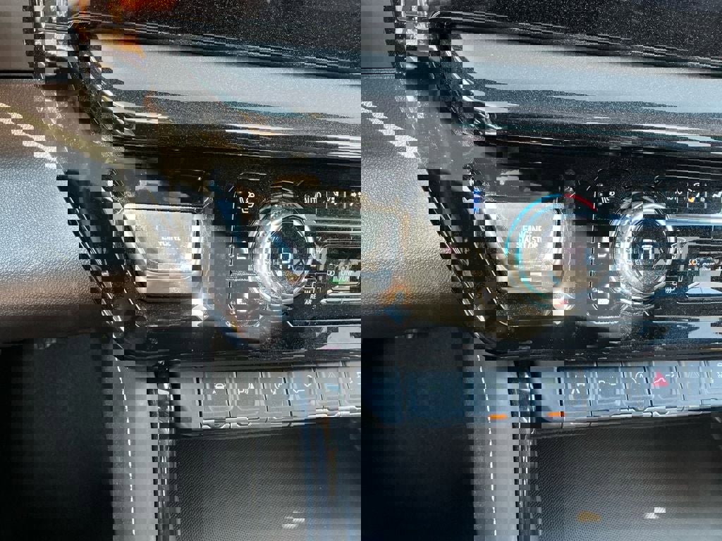 Used 2026 GMC Sierra 1500 AT4X w/ AT4X AEV Edition image 18