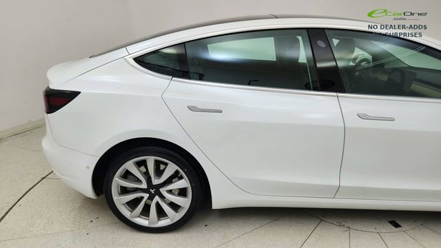 Used 2019 Tesla Model 3 Standard Range Plus RWD image 7