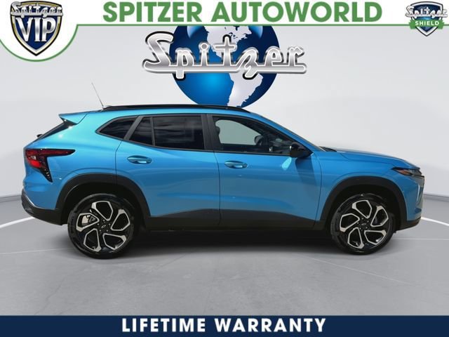 New 2026 Chevrolet Trax RS w/ Sunroof Package FWD image 9