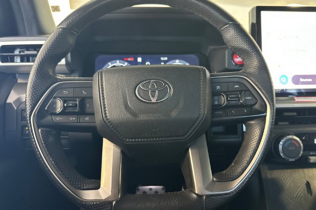 Certified 2024 Toyota Tacoma TRD Sport AWD/4WD image 27