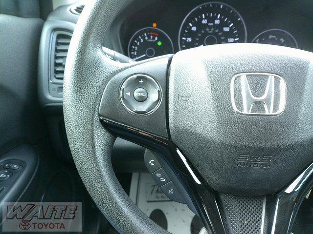 Used 2020 Honda HR-V LX image 12