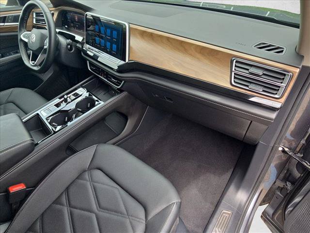 Used 2025 Volkswagen Atlas SE FWD image 22