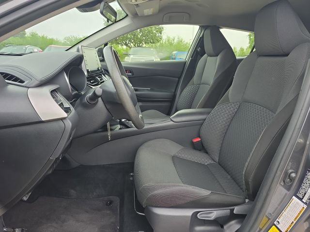 Used 2021 Toyota C-HR LE FWD image 15