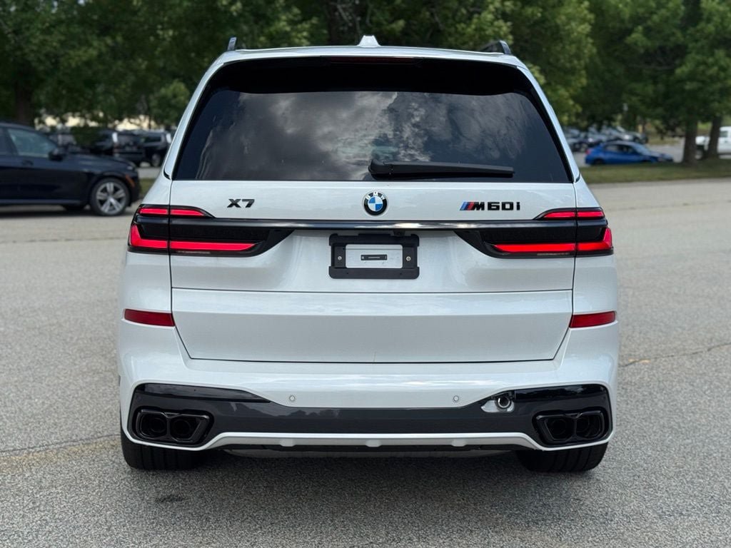 New 2027 BMW X7 M60i AWD/4WD image 5